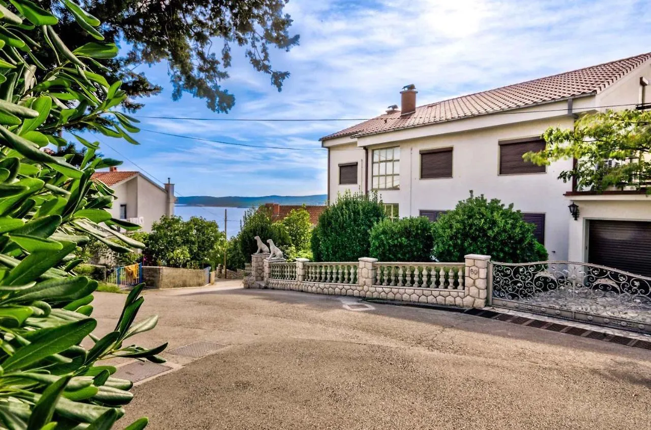 Studio In Crikvenica II contacts